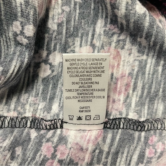 NWT PAM & GELA Ditsy Shirred Purple Floral Mini Dress - Picture 8 of 8